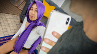 HijabHookup – Horny Hijabis – Vanessa Vox, Donnie Rock